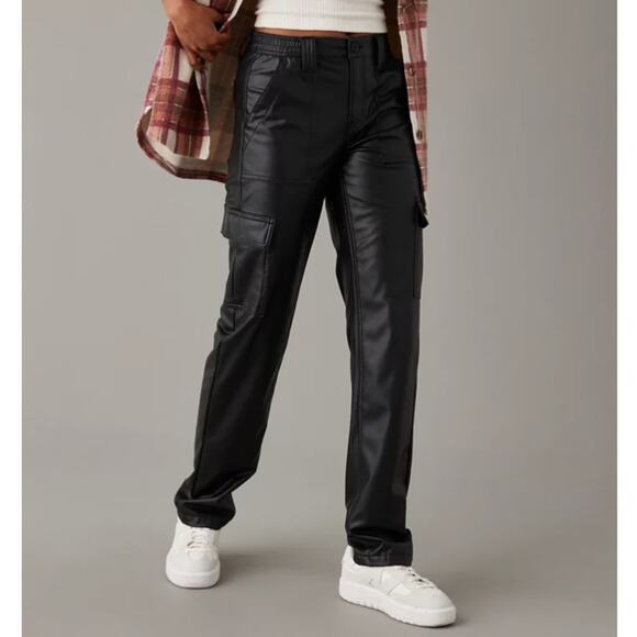 NWT American Eagle AE Stretch High-Waisted Vegan Leather Straight Cargo Pant 12 - Picture 1 of 11